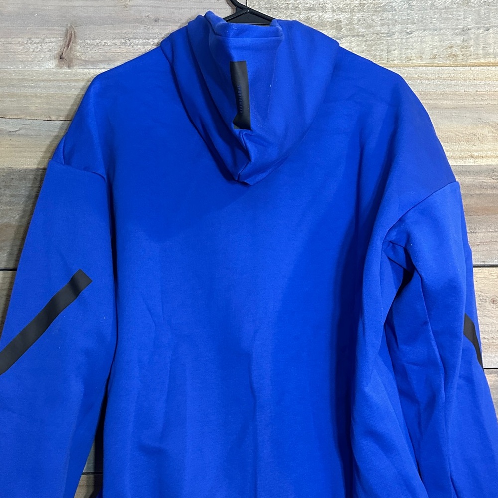 Adidas Men's Performance Jacket in Vibrant Blue - Picture 4 of 5